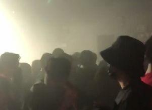 有网友爆料演唱会视频吗,现场视频引热议