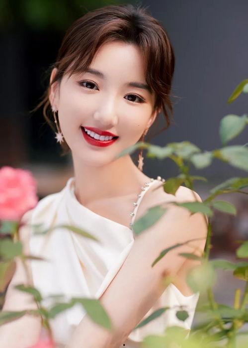 娱乐圈女主爆料小说推荐,揭开明星背后的秘密与真相 第3张 娱乐圈女主爆料小说推荐,揭开明星背后的秘密与真相 第3张